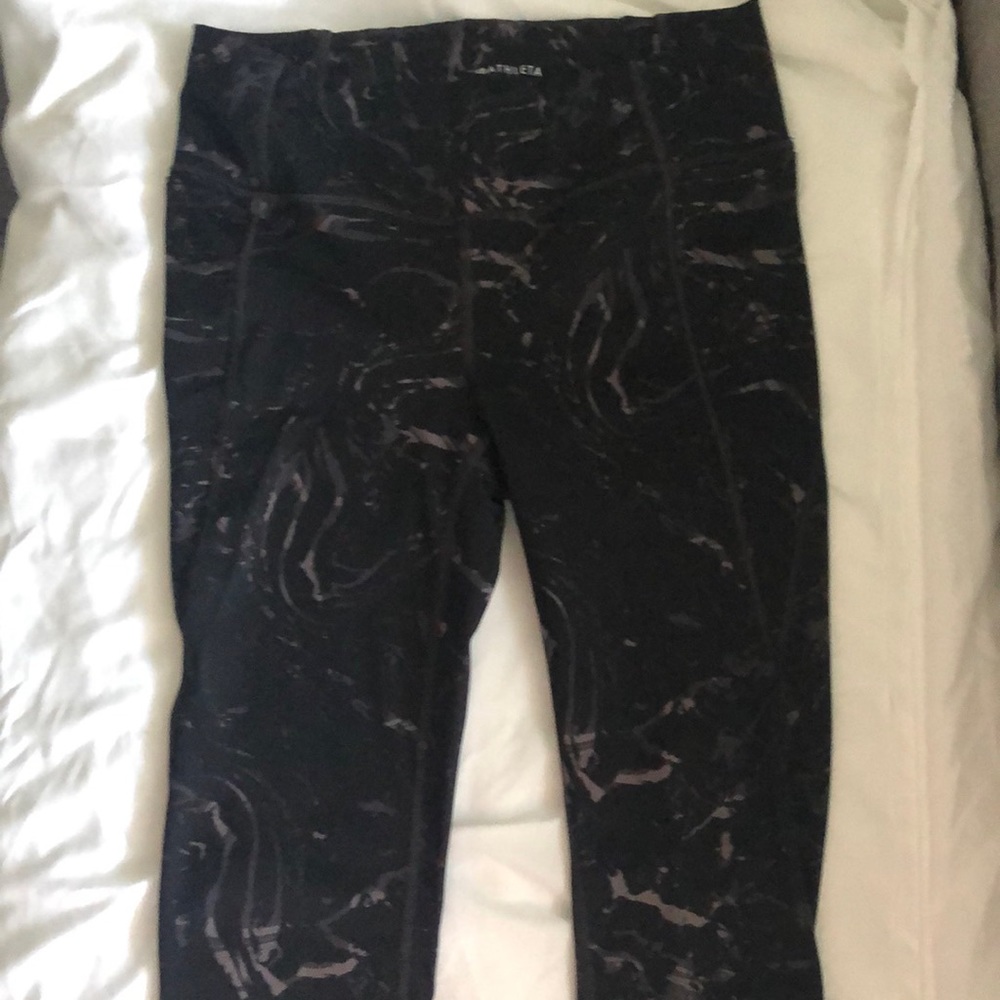 Athleta Salutation 7/8 tight